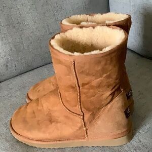 Ugg Australia boots size 8